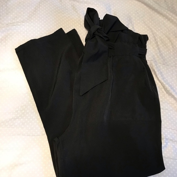 🌟SHEIN Paperbag Ruffle Tie Crop Capri Pants - Picture 7 of 9